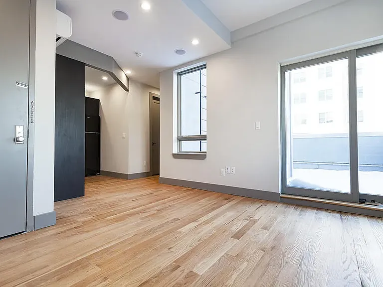 846 Monroe St #3B — Photo 5