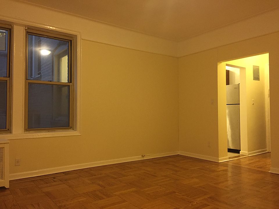 2nd image of 3100 Brighton 2nd St APT 2j