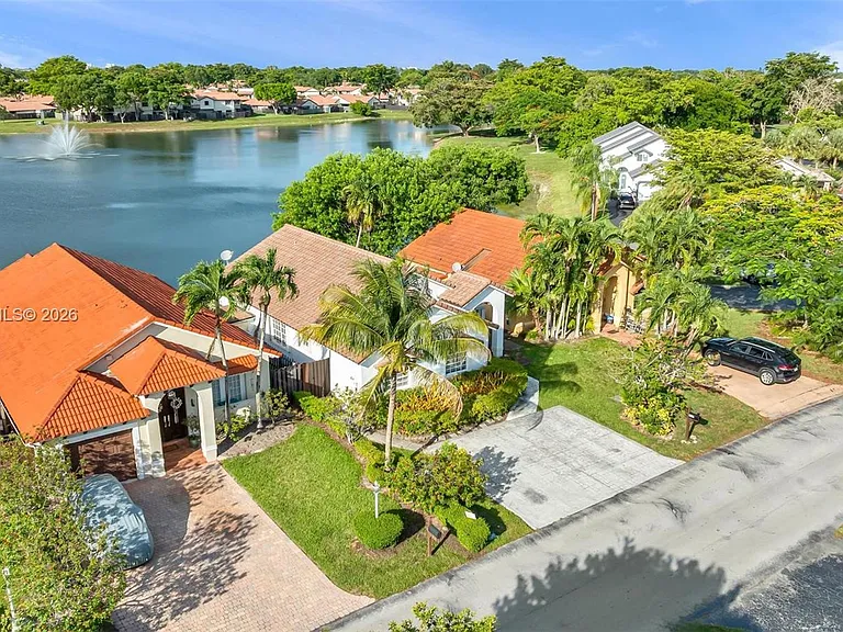 15311 SW 52nd Ter — Photo 43