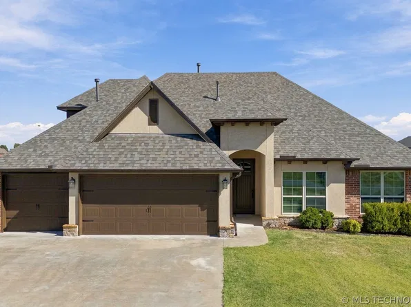 14363 N Sandstone Ave, Skiatook, OK 74070