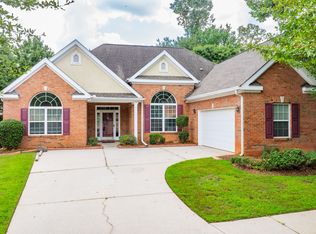 8004 Larksview Dr, Fairburn, GA 30213