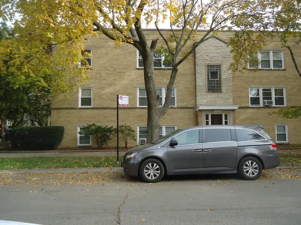 7025 N Washtenaw Ave #2, Chicago, IL 60645