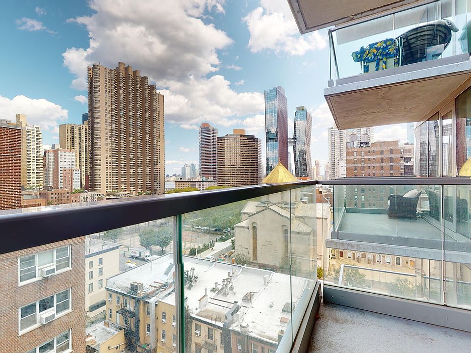 1st image of 237 E 34th St #1305