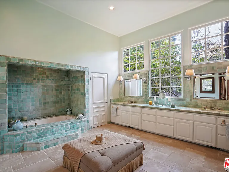 7332 Birdview Ave — Photo 20
