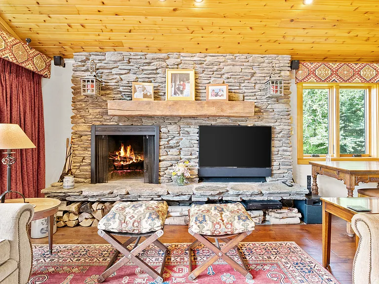 682 Ski Valley Rd — Photo 7