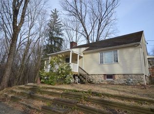 209 Andover Rd, Sparta, NJ 07871