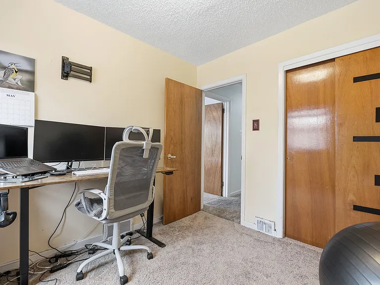 3839 Janice St — Photo 26