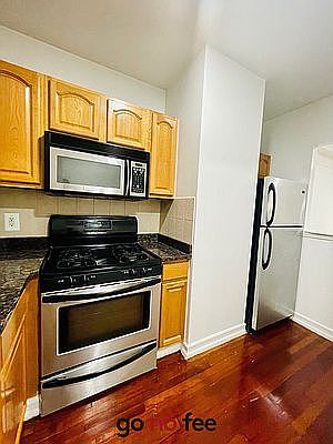 4th image of 276 W 119th St APT 1B