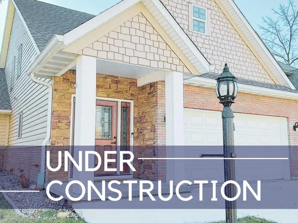 7610 N Walnut Bend Dr #27, Peoria, IL 61615