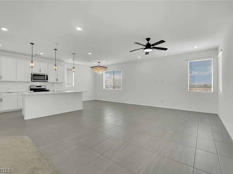7805 Bethel Heights Ln — Photo 48