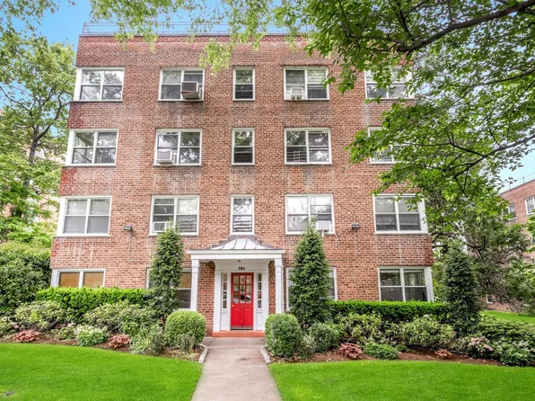 781 Palmer Road #2F, Bronxville, NY 10708
