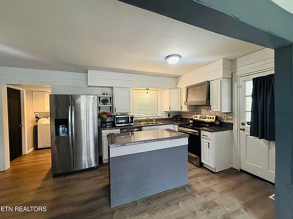 5th image of 650 Robertsville Rd