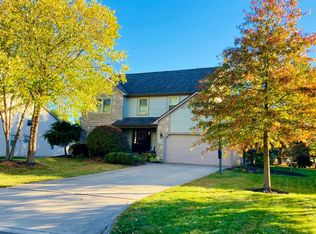 135 Wallsend Ct, Powell, OH