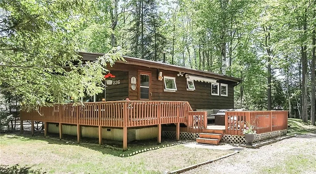 236 Zoo Park Road Wasaga Beach Ontario L9Z 2P2 — Photo 2