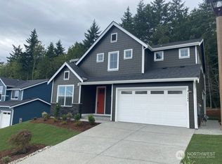 1784 NE Crystal View Ct, Poulsbo, WA 98370