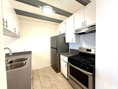 Floor plan 203