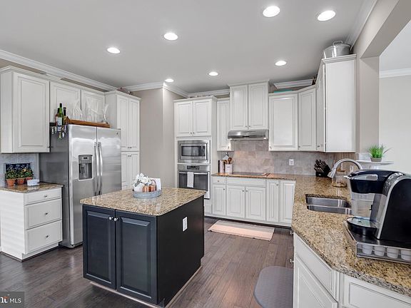 2nd image of 7035 Kona Dr