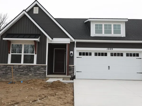 1009 Camellia Cir #43, Howell, MI 48843
