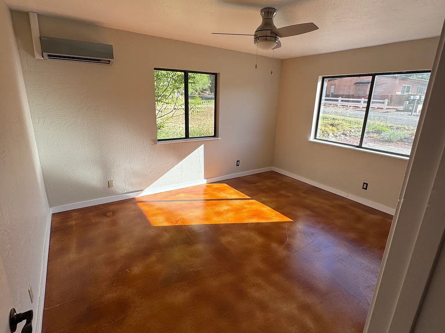 2 bed, 750 sqft, $2,000 — Photo 4