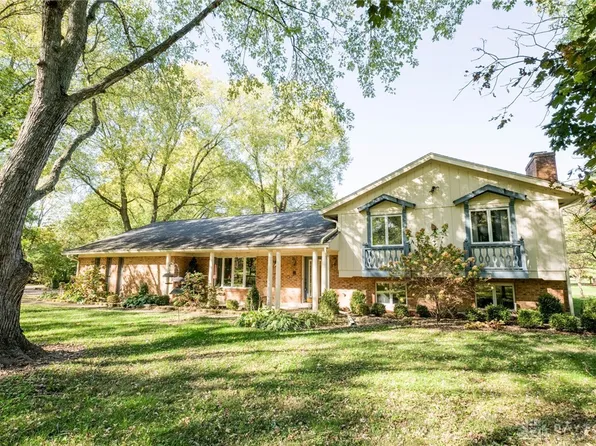 8311 National Rd, Brookville, OH 45309