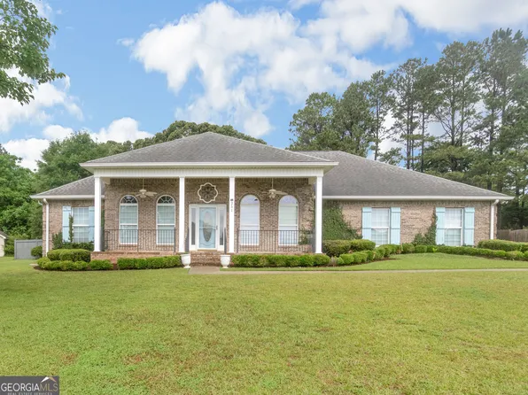 251 Hathersage Dr, Kathleen, GA 31047