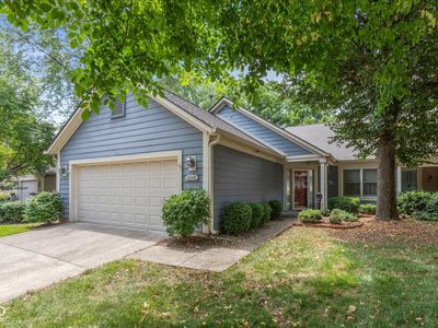 8048 River Bay Dr E, Indianapolis, IN, 46240