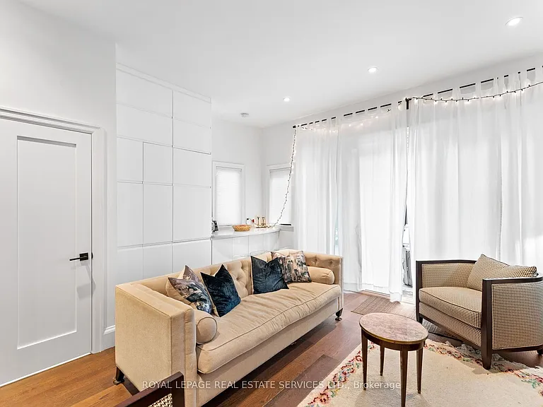 24 Mann Ave — Photo 20