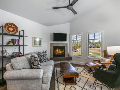 355 S Jefferson Way, Sisters, OR, 97759