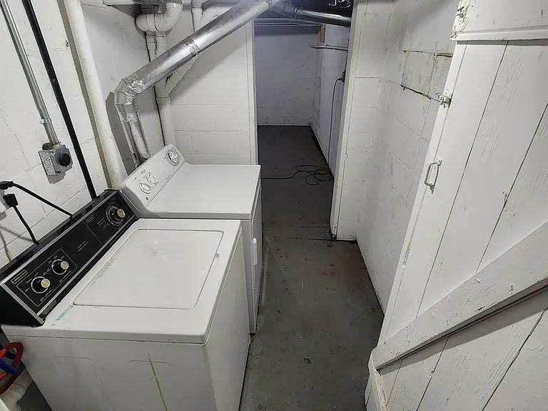 410 N Grant St — Photo 17