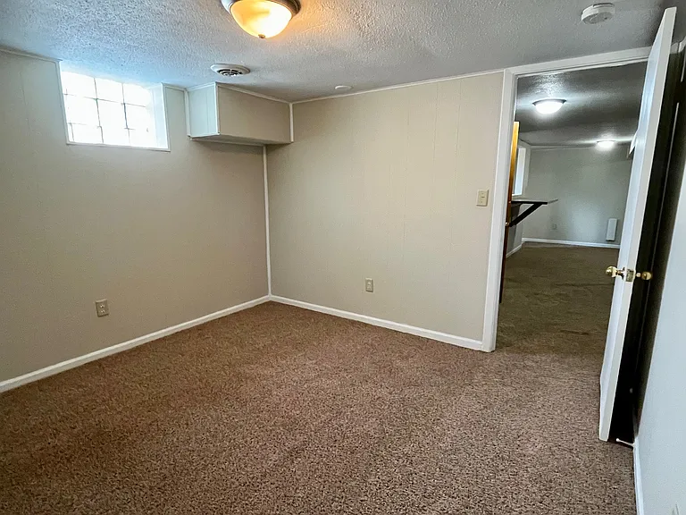 206 W Canedy St #B — Photo 9