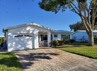 9215 41st Way N, Pinellas Park, FL 33782