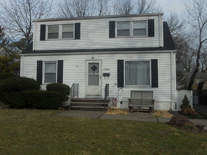 2nd image of 630 Quinton Ave