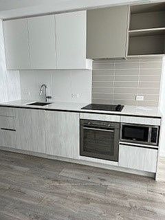 5th image of 7890 Jane St #703