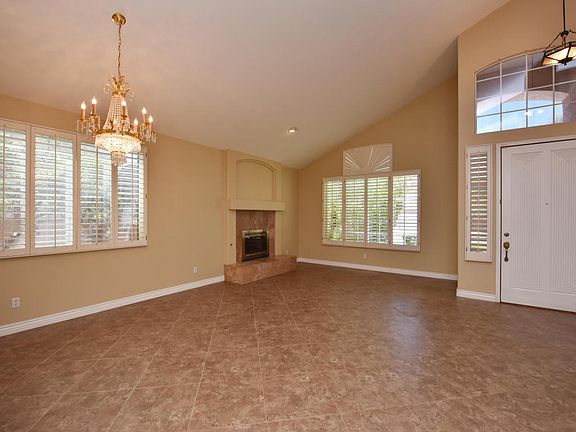 3rd image of 6726 W Wahalla Ln