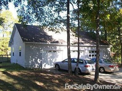 Separate 3 car garage