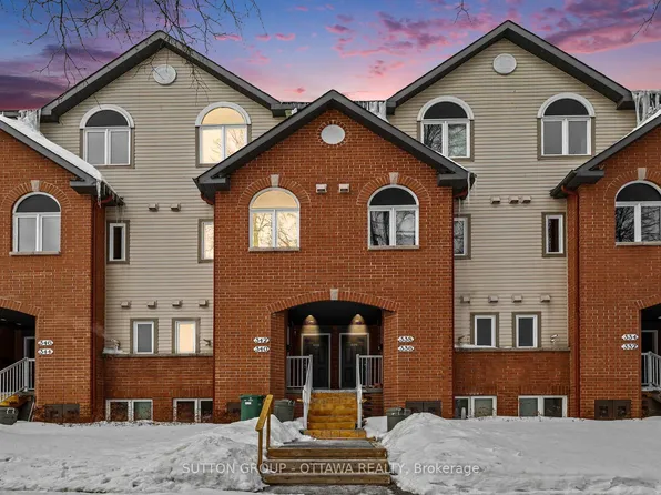 340 London Ter, Ottawa, ON K1K 2W3