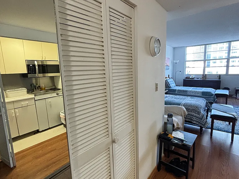 801 Brickell Bay Dr #1063 — Photo 9