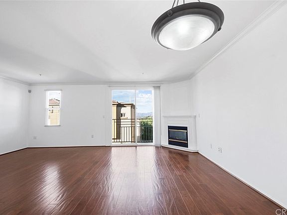 3rd image of 5220 Premiere Hills Cir APT 220