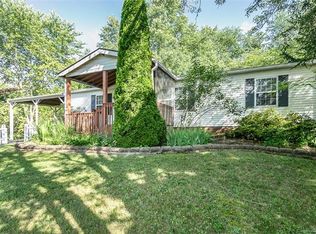 25 Country Ridge Rd, Leicester, NC 28748