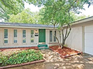 1004 Meadow View Cir, Richardson, TX 75080