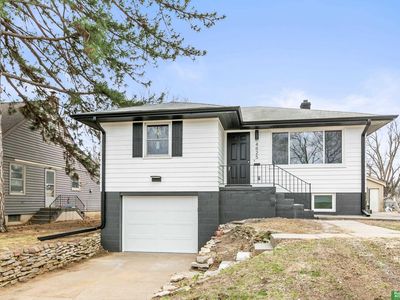 4625 Camden Ave, Omaha, NE, 68104