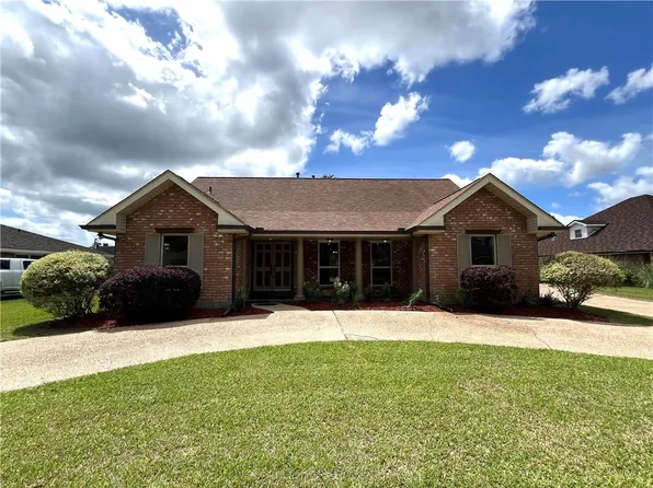2524 Cedarlawn Dr, Marrero, LA 70072