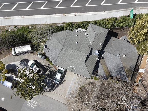 3rd image of 1143 Saratoga Ave