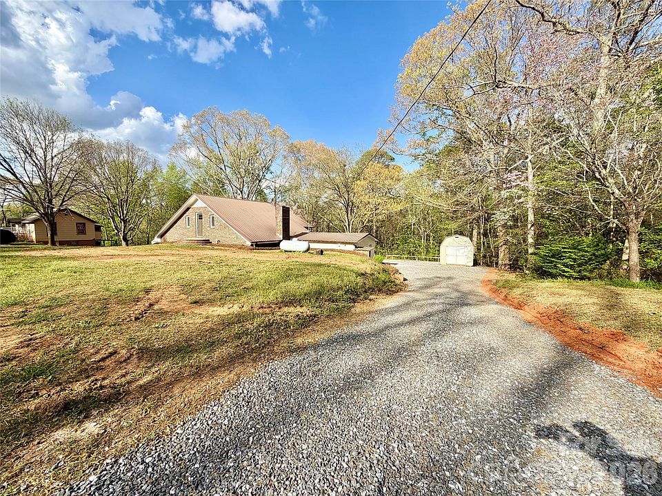 1st image of 6530 Curlee Rd