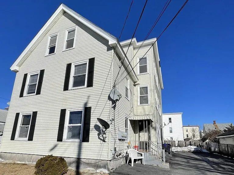 12 Cumberland 3rd Floor Manchester Ave #3RD FLOOR — Photo 1