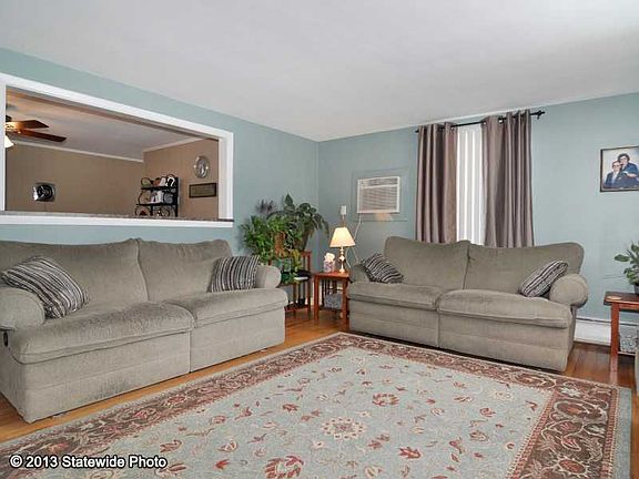2nd image of 265 Easton Ave