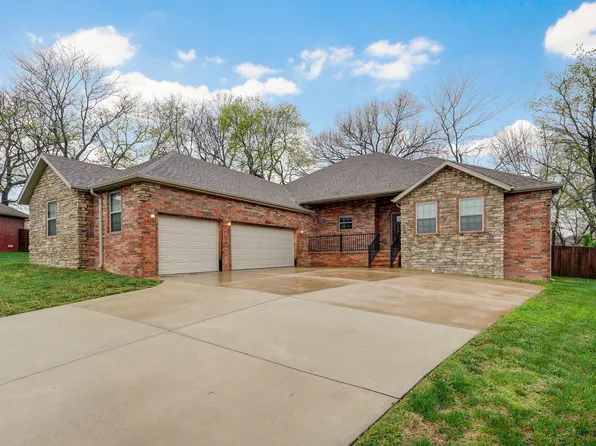 605 S Jewel Court, Nixa, MO 65714