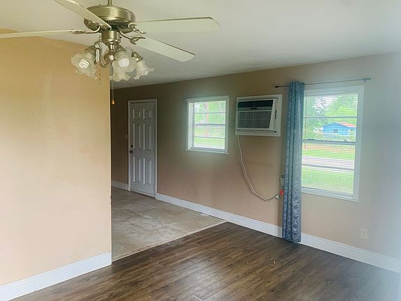 5th image of 707 4th St