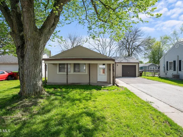 913 W College Ave, Woodville, OH 43469