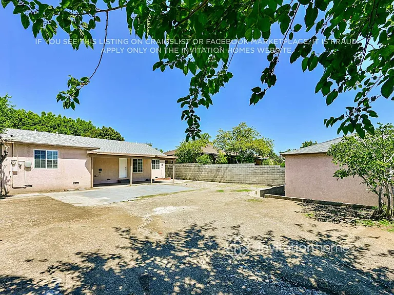 13946 Terra Bella St — Photo 17